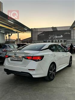 نيسان سنترا